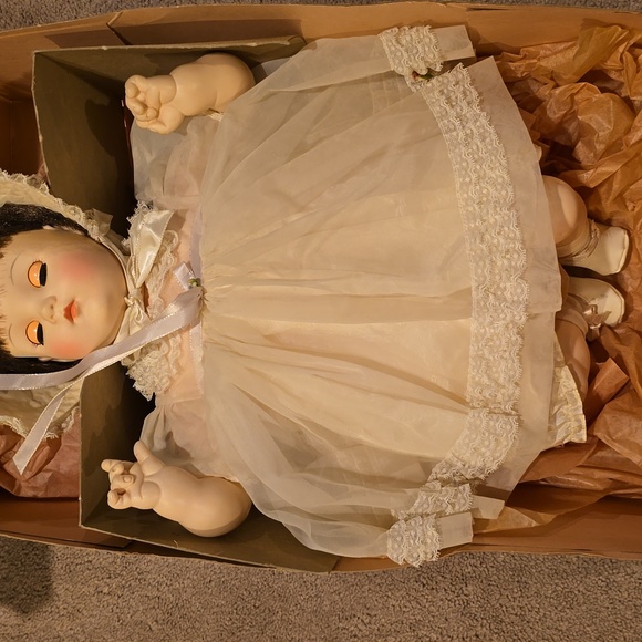 Madame Alexander Puddin - Picture 2 of 3